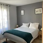 Dom wakacyjny Maison Avec Idealement Placee Au Bois *