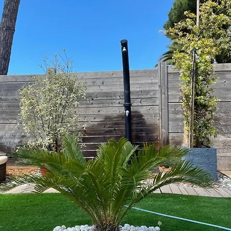 Maison Avec Idealement Placee Au Bois Dom wakacyjny