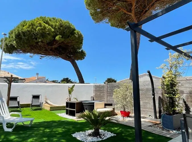 Maison Avec Idealement Placee Au Bois * Le Bois-Plage-en-Re